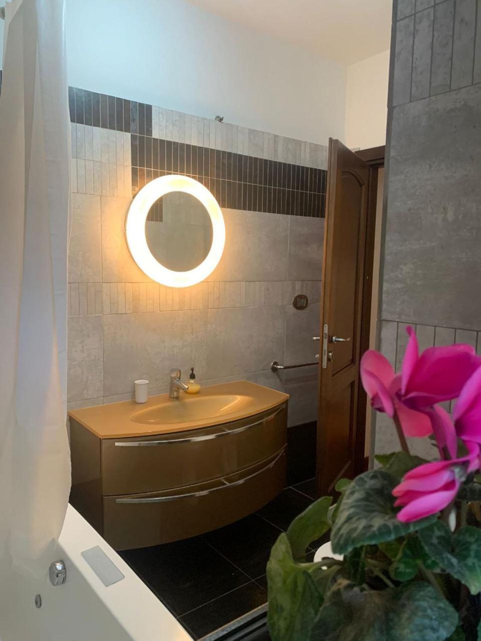 Flavia Apartment โรม ภายนอก รูปภาพ